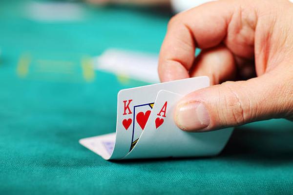 Discover Interactive Dealer Games through the best online casino sites Singapore for Gamers