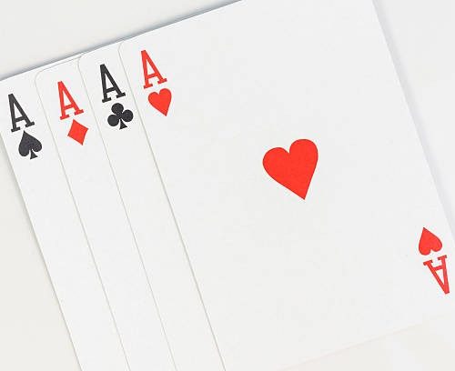 Saudi Arabia Casino Reviews: Comparing Main Game Features